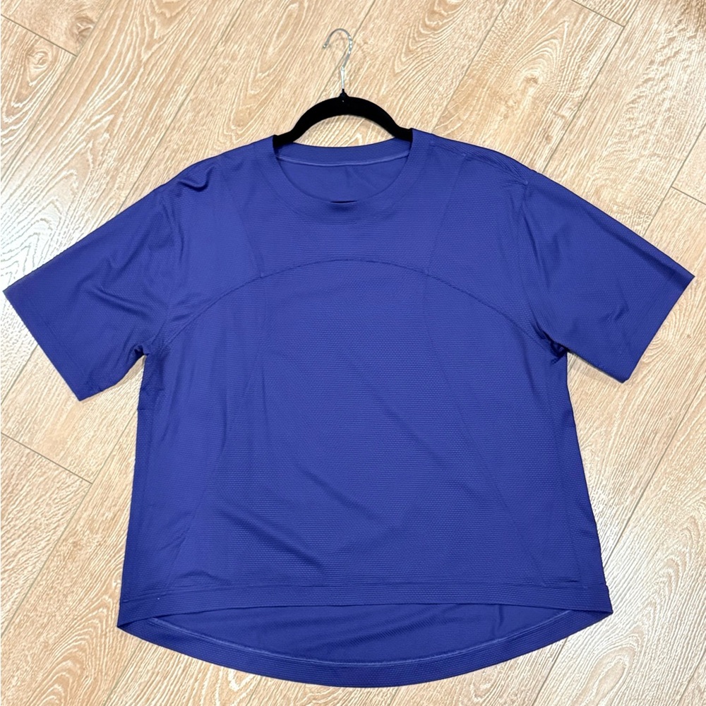 Lululemon Short Sleeved Relaxed Fit Shirt
